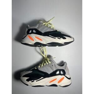 Size 4 - adidas Yeezy Boost 700 Low Wave Runner